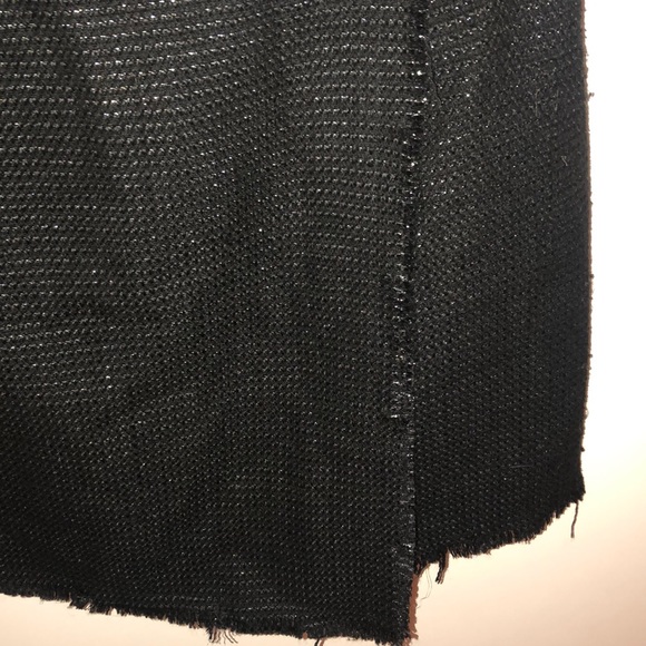 Black skirt - Picture 3 of 4